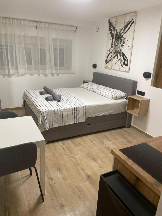 Apartments Anka Pula Buitenkant foto
